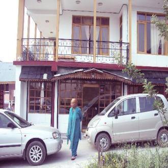 A Pleasant Atmosphere With Rustic And Modern Rooms, Manali 2